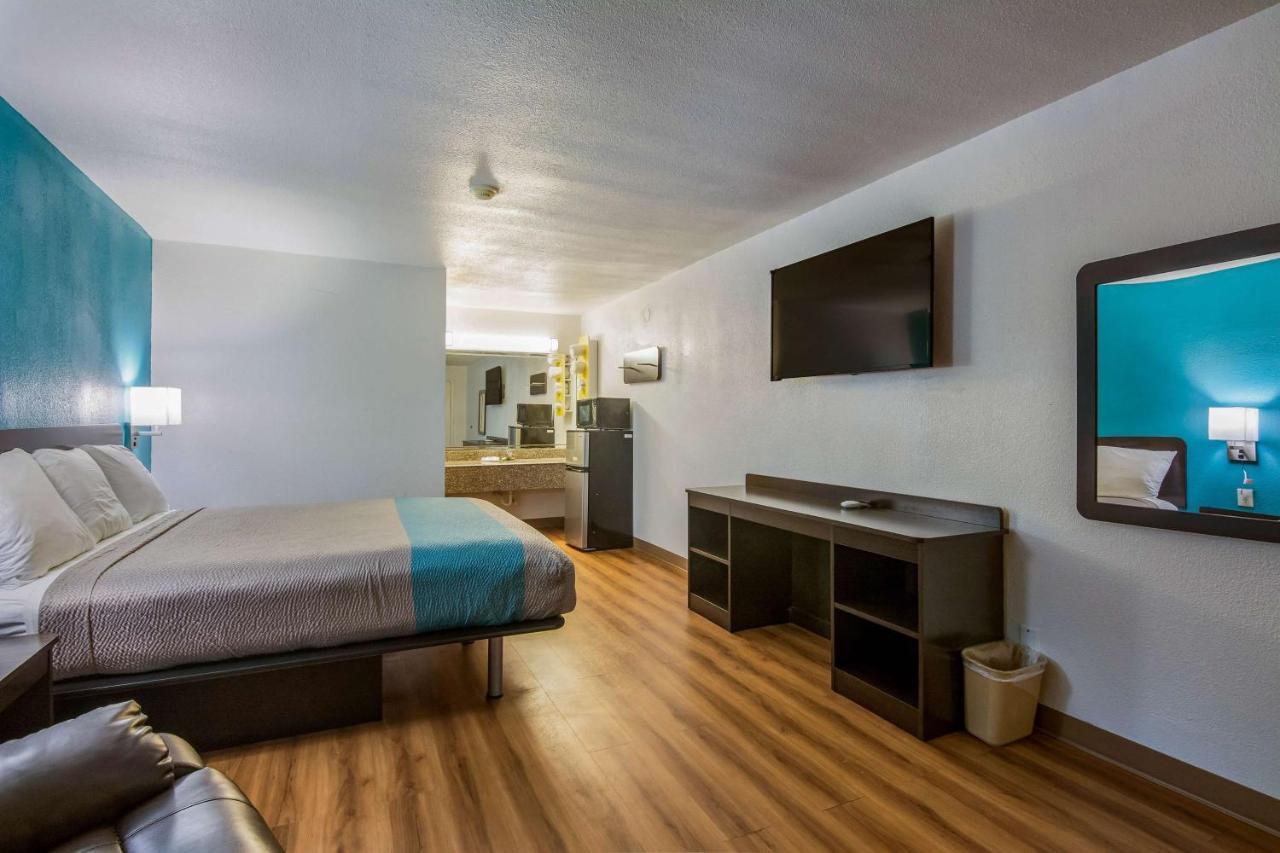 Motel 6-Freeport, Tx Εξωτερικό φωτογραφία