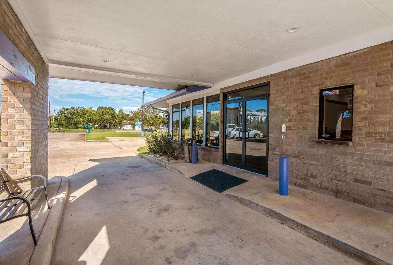 Motel 6-Freeport, Tx Εξωτερικό φωτογραφία